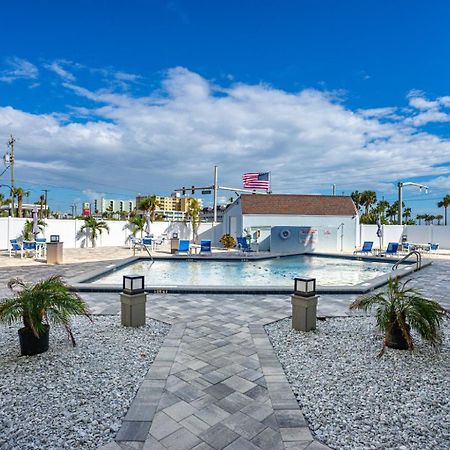 Stunning Ocean Views Steps From The Beach With Pool! Fabulous 4Th Floor Studio! New Smyrna Beach Buitenkant foto