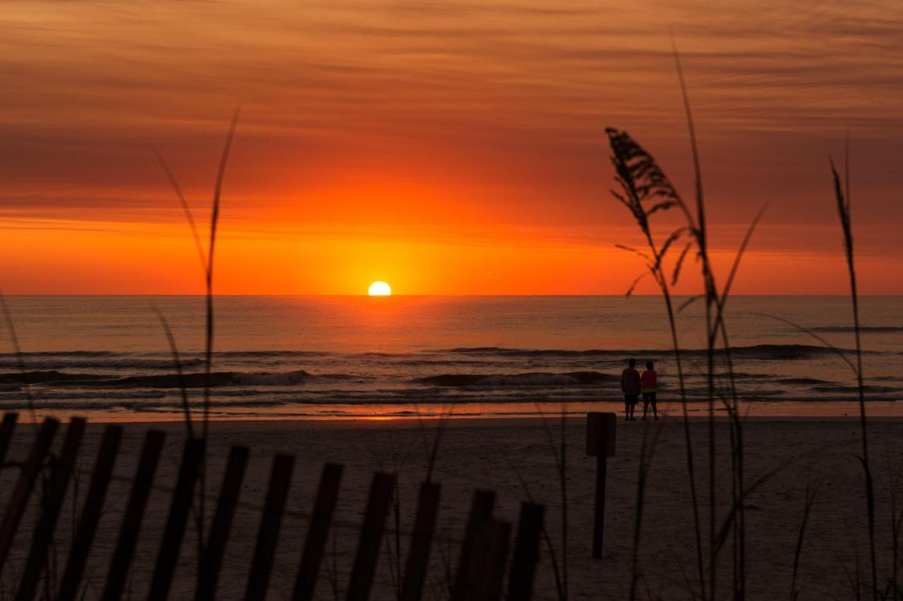 Stunning Ocean Views Steps From The Beach With Pool! Fabulous 4Th Floor Studio! New Smyrna Beach Buitenkant foto