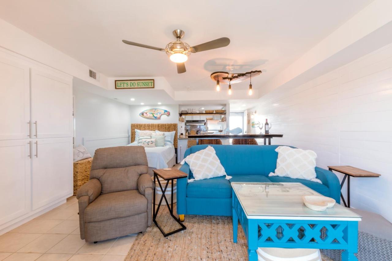 Stunning Ocean Views Steps From The Beach With Pool! Fabulous 4Th Floor Studio! New Smyrna Beach Buitenkant foto